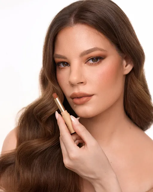 Silky matte lipstick - 02 Warm Embrace 6 g – foto 5