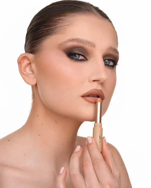 Silky matte lipstick - 05 Soft Allure 6 g – foto 4